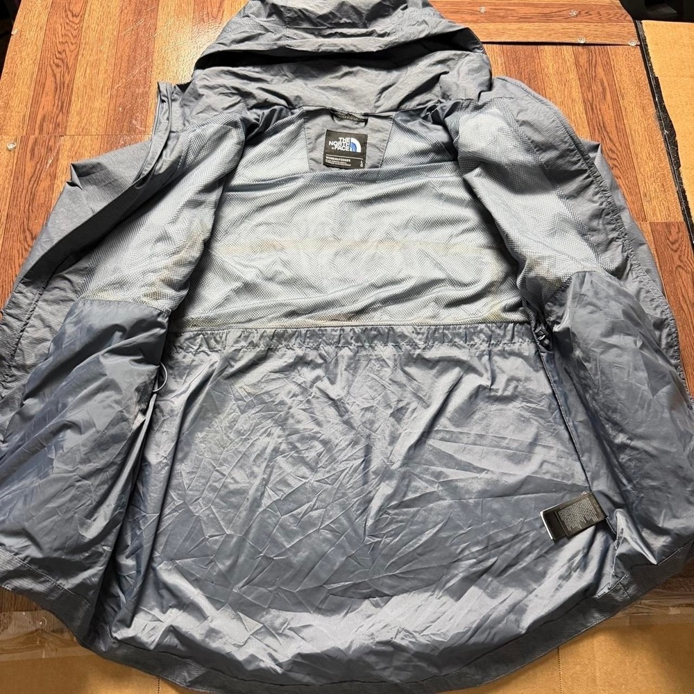 The North Face Women's Hyvent Rain Wind Jacket Large - Picture 3 of 8